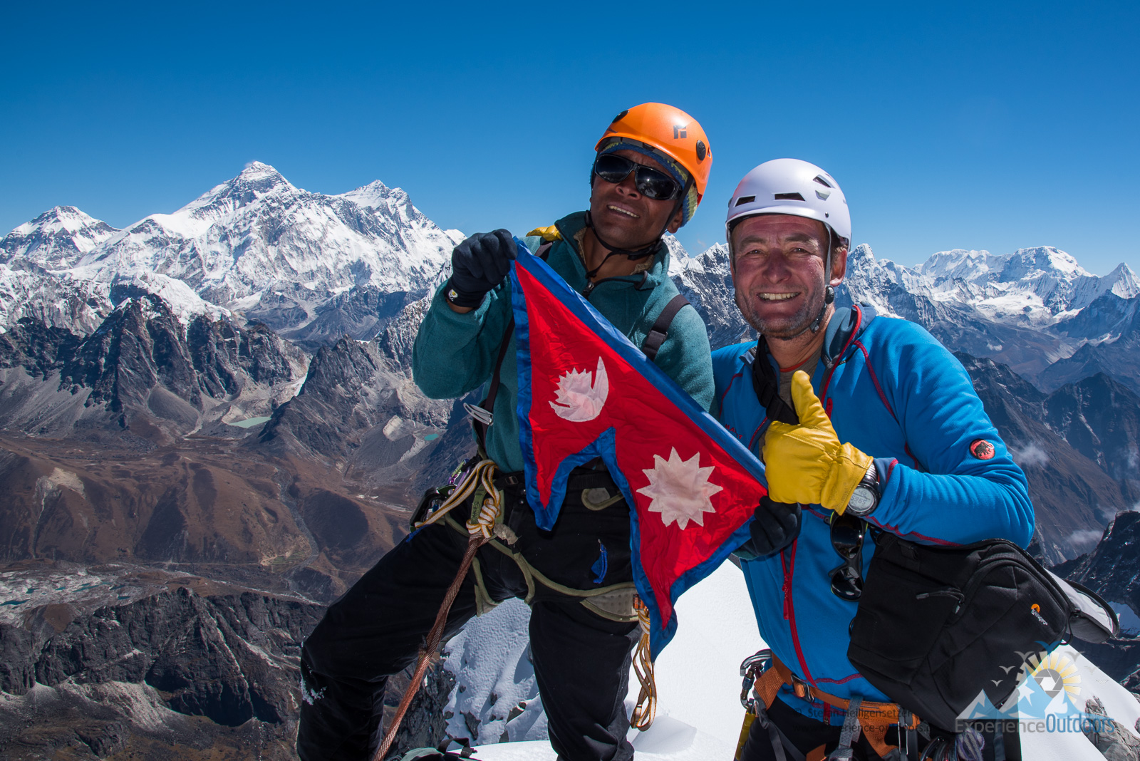 Pemba und Stefan am Gipfel